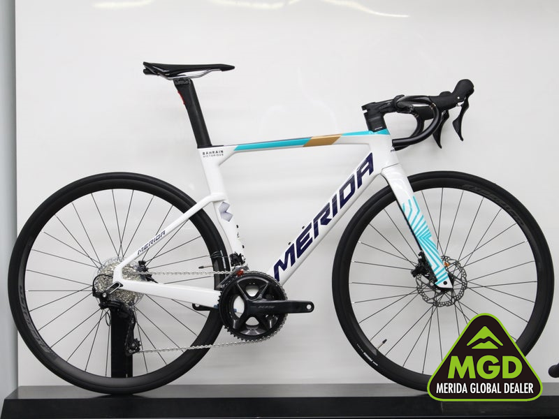 2024 MERIDA (メリダ) REACTO 4000 (リアクト 4000)【入荷】 自転車の通販なら伊丹のカンザキ