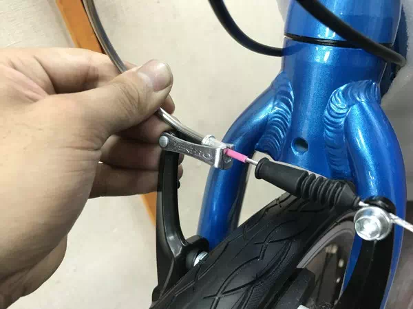 自転車の発送・組み立て工程の説明画像