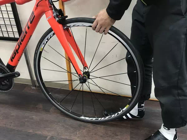 自転車の発送・組み立て工程の説明画像