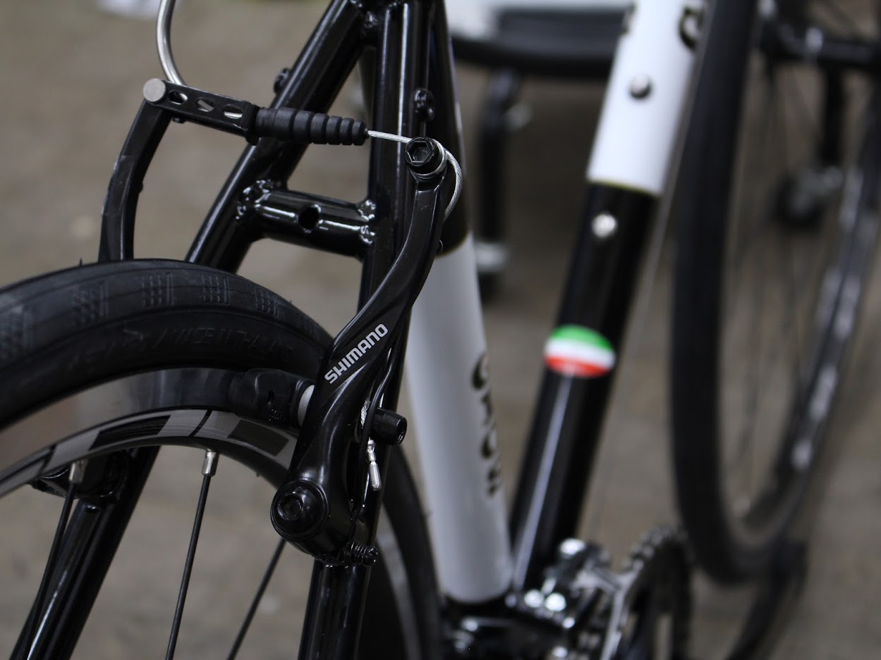 自転車の発送・組み立て工程の説明画像