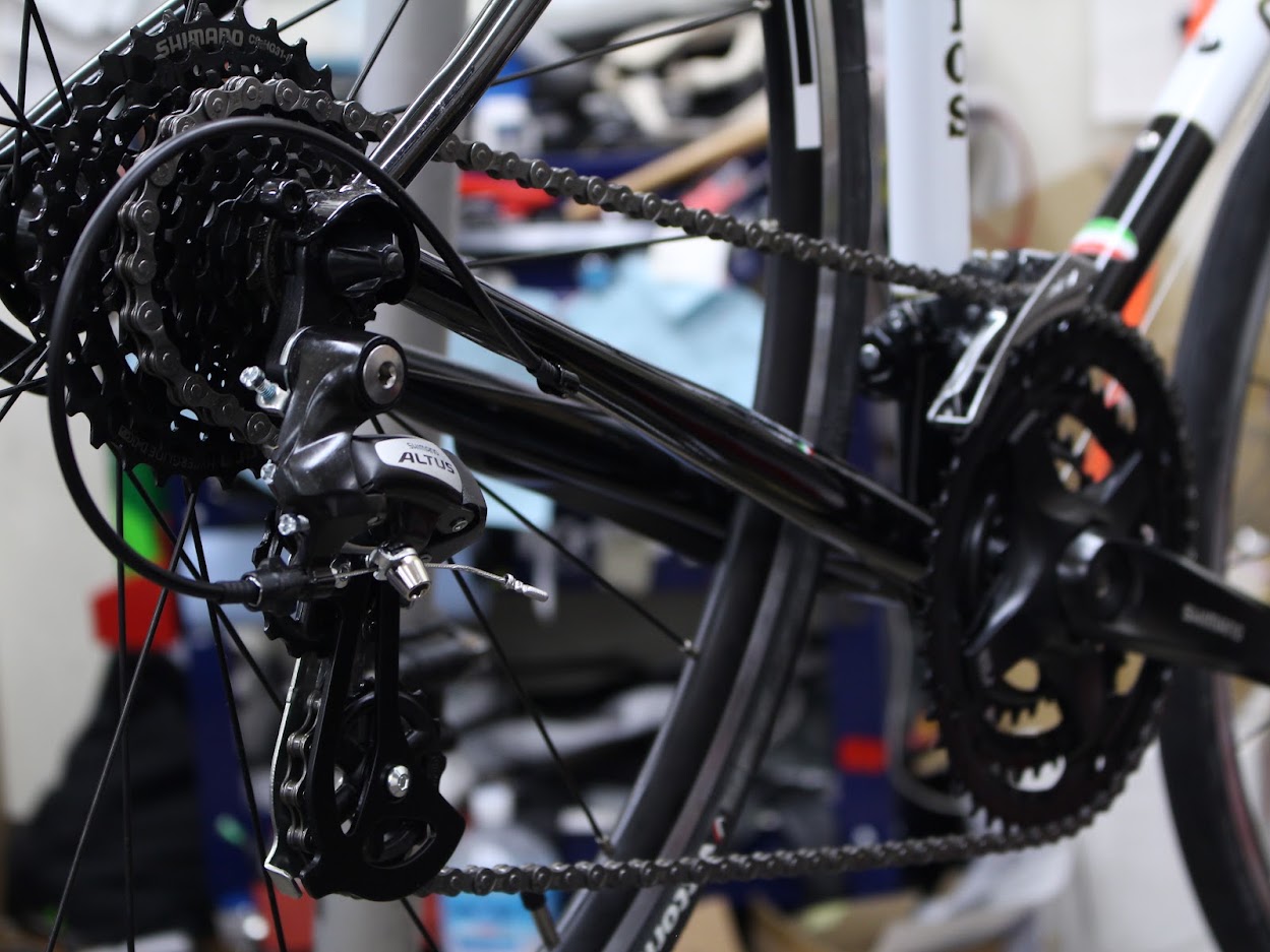 自転車の発送・組み立て工程の説明画像